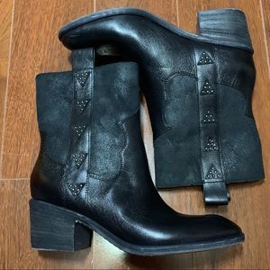 Donald Pliner Western Couture Collection Boots